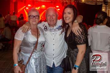 www_photofloh_de_PflaelzerGaudiNaechte_HermesHouseBand_Messehalle_PS_16_10_2026-36