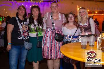 www_photofloh_de_PflaelzerGaudiNaechte_HermesHouseBand_Messehalle_PS_16_10_2026-44