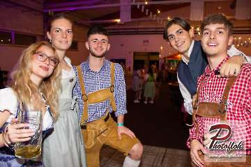 www_photofloh_de_PflaelzerGaudiNaechte_HermesHouseBand_Messehalle_PS_17_10_2026-109