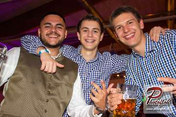 www_photofloh_de_PflaelzerGaudiNaechte_HermesHouseBand_Messehalle_PS_17_10_2026-119