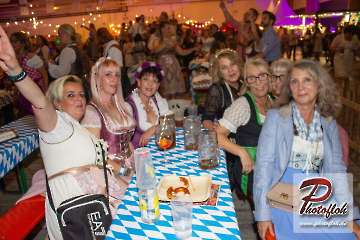 www_photofloh_de_PflaelzerGaudiNaechte_HermesHouseBand_Messehalle_PS_17_10_2026-142