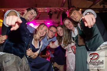 www_photofloh_de_PflaelzerGaudiNaechte_HermesHouseBand_Messehalle_PS_17_10_2026-216