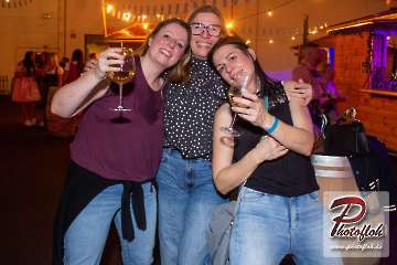 www_photofloh_de_PflaelzerGaudiNaechte_HermesHouseBand_Messehalle_PS_16_10_2026-56