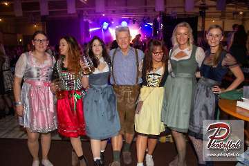 www_photofloh_de_PflaelzerGaudiNaechte_HermesHouseBand_Messehalle_PS_17_10_2026-201
